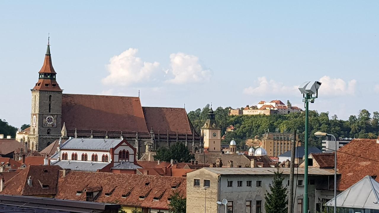 Wood House Republicii Hotel Brasov Bagian luar foto